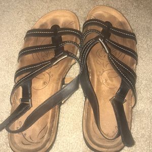 Black sandals